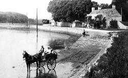 The Village 1906, Cofton