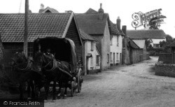 Waggon In The Village 1906, Colaton Raleigh