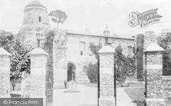 Castle Entrance Gates 1895, Colchester