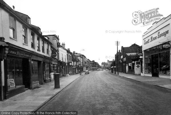 Photo of Colchester, Crouch Street c.1955