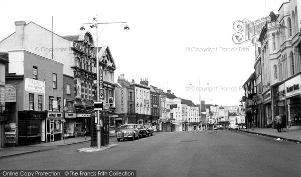 Photo of Colchester, High Street c.1960