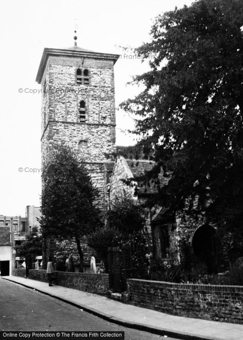 Photo of Colchester, Holy Trinity Church c.1950