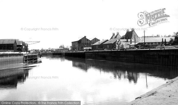 Photo of Colchester, Hythe Quay c.1960