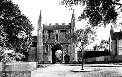 St John's Abbey Gateway 1921, Colchester