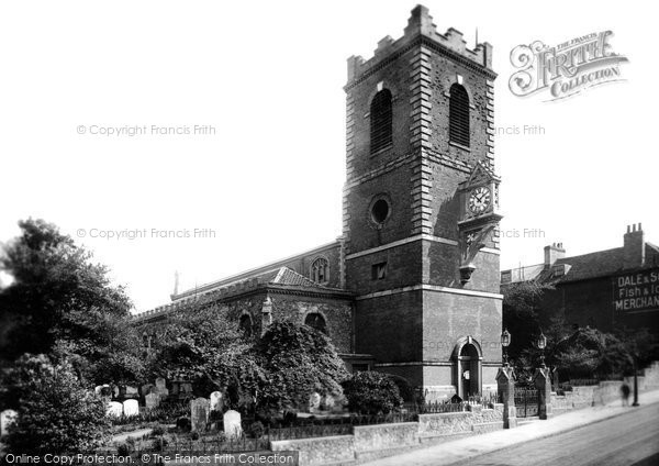 Photo of Colchester, St Peter's Church 1907