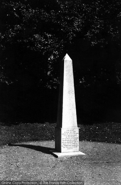 Photo of Colchester, The Lisle Monument 1908