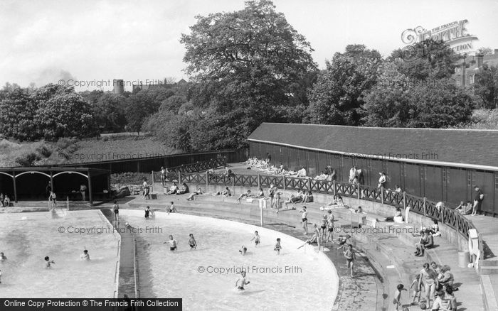 Photo of Colchester, the Swimming Pool c1960