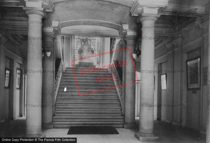 Photo of Colchester, The Town Hall Interior 1904