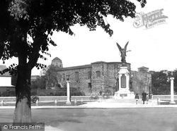 War Memorial And Castle 1934, Colchester
