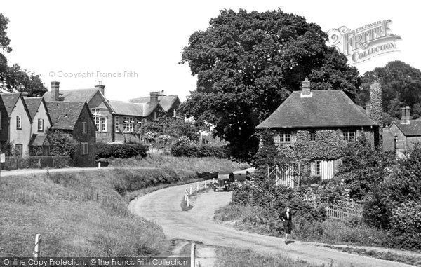Photo of Coldharbour, The Village c.1955