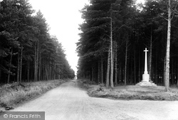 The War Memorial 1923, Colehill