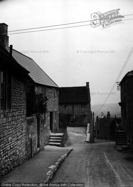 Photo of Colerne, Tutton Hill c.1930