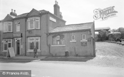 The River View Cafe 1957, Collingham