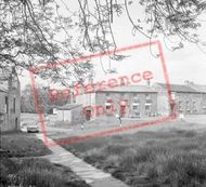 Village Green 1958, Collingham