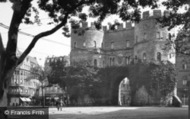 The Hahnentor c.1930, Cologne
