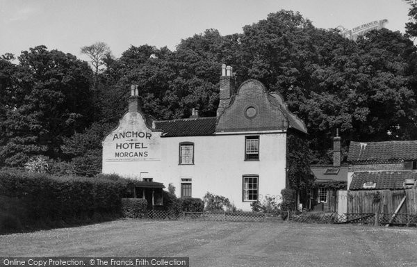 Photo of Coltishall, Anchor Hotel 1950