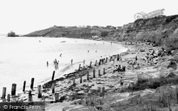 The Beach c.1955, Colwell Bay