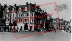 Station Square c.1950, Colwyn Bay