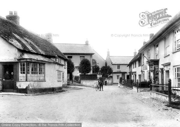 Photo of Colyton, Queen Square 1907