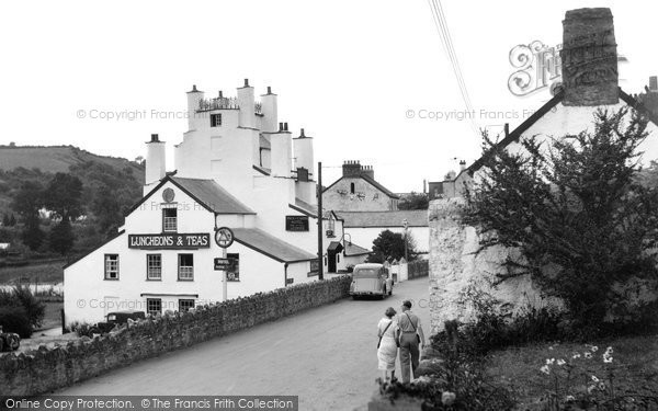 Photo of Combe Martin, Pack Of Cards Hotel 1935