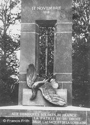 Wwi War Memorial c.1927, Compiègne