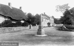 The Village 1904, Compton Dundon