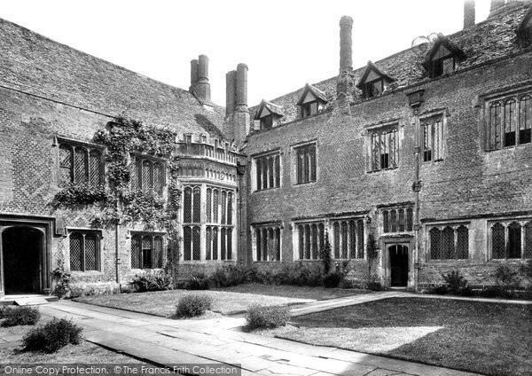 Photo of Compton Wynyates, The Courtyard 1922