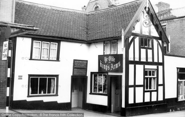 Photo of Congleton, The King's Arms c.1965