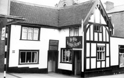 The King's Arms c.1965, Congleton
