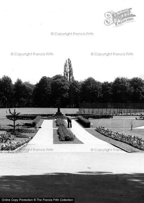 Photo of Congleton, The Park c.1960