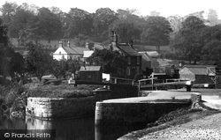 The Lock 1895, Conisbrough