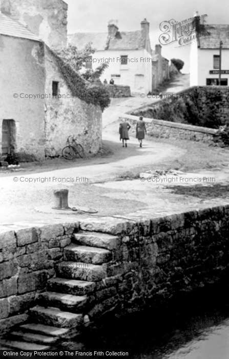 Photo of Connemara, Roundstone, The Harbour Steps c.1955