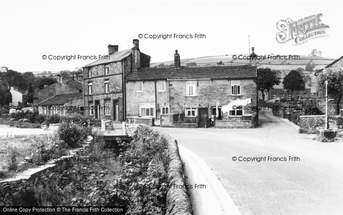 Photo of Cononley, The Village c.1960