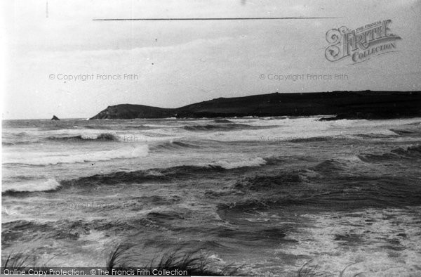 Photo of Constantine Bay, c.1955