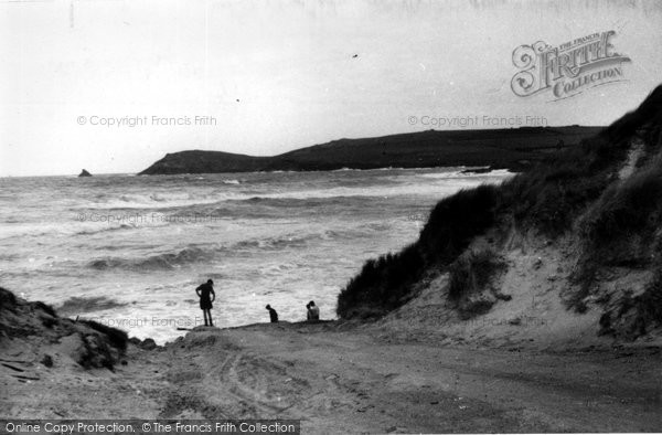 Photo of Constantine Bay, c.1955
