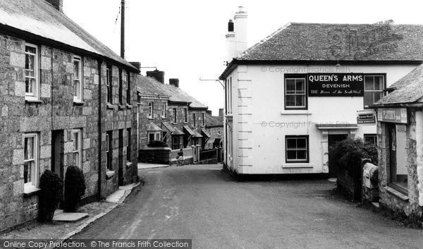 Photo of Constantine, The Queen's Arms And Fore Street c.1960