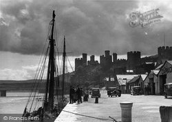 Evening On The Quay c.1955, Conwy