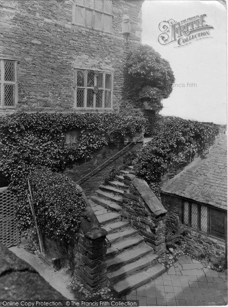 Photo of Conwy, Plas Mawr, Upper Courtyard 1933