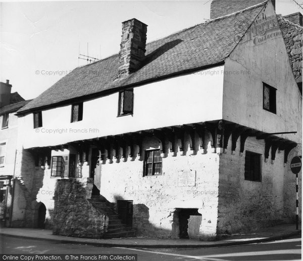 Photo of Conwy, The Oldest House, Aberconwy c.1955