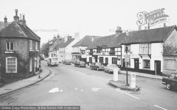 Photo of Cookham, Bel And Dragon Hotel c.1965