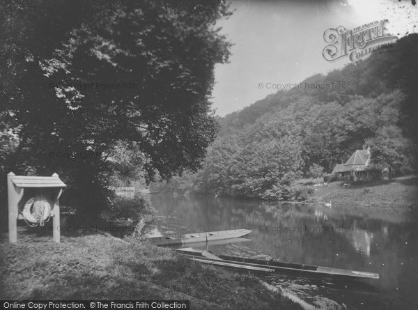 Photo of Cookham, Clivedon Ferry 1925