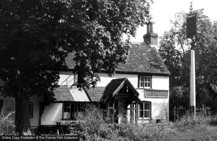Photo of Cookham Dean, Uncle Tom's Cabin 1950