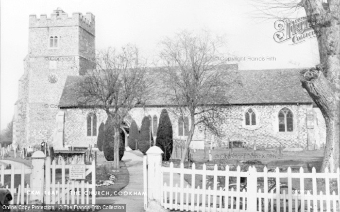 Photo of Cookham, Holy Trinity Church c.1955