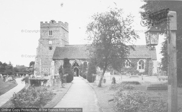 Photo of Cookham, Holy Trinity Church c.1965