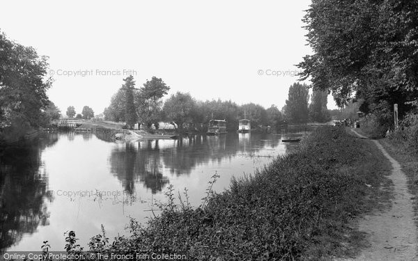 Photo of Cookham, Lock And Ferry 1890