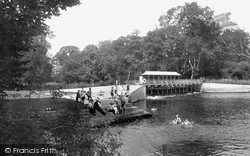 Odney Pool 1925, Cookham
