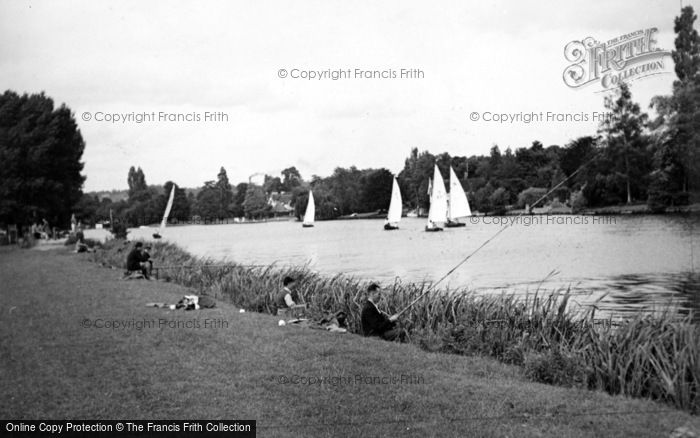 Photo of Cookham, River Scene c.1950