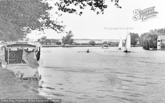 Photo of Cookham, River Thames c.1950