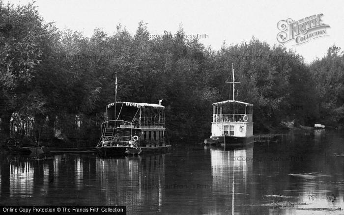 Photo of Cookham, The Ferry 1890