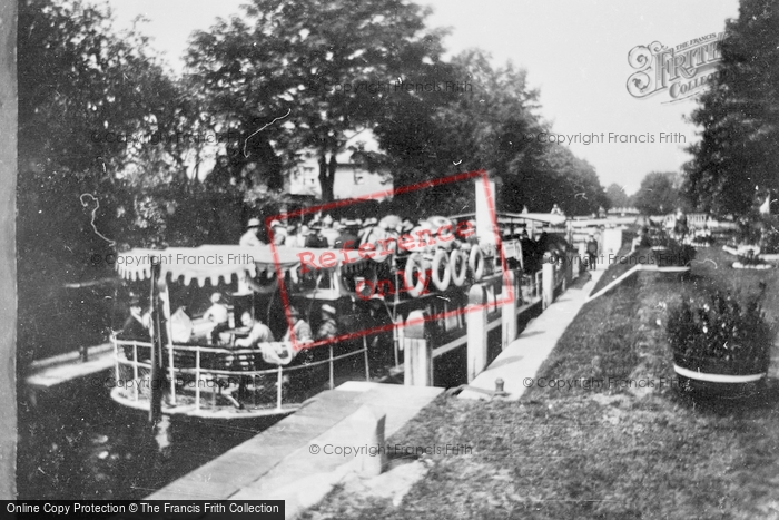 Photo of Cookham, The Lock 1925